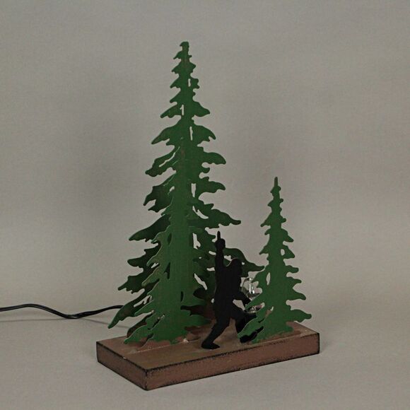Rustic Metal Rude Bigfoot In Forest Accent Lamp Decorative Sasquatch Home Decor - Picture 8 of 10